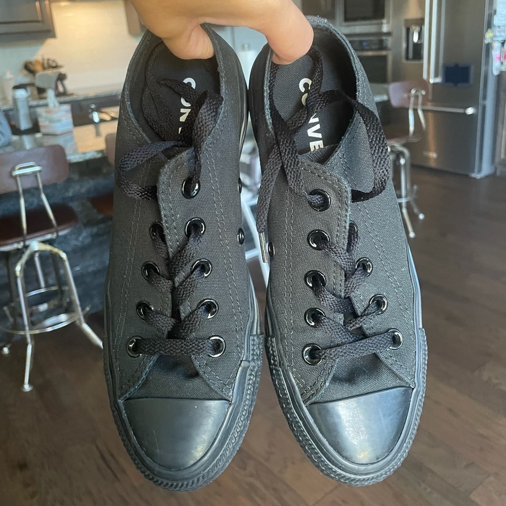 Chuck Taylor Low Top in all Black